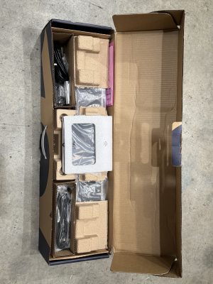 Video Conferencing System Poly Studio X50/TC8  - Ultra high definition 4K Camera