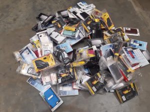 Phone Cases Screen Protectors Assorted Makes Job lot over 100