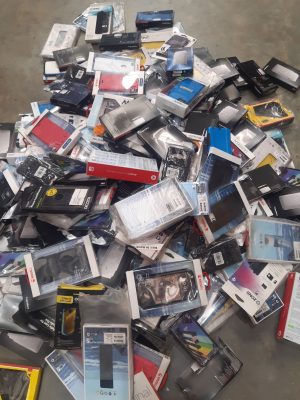 Phone Cases Screen Protectors Assorted Makes Job lot over 100 Car Boot
